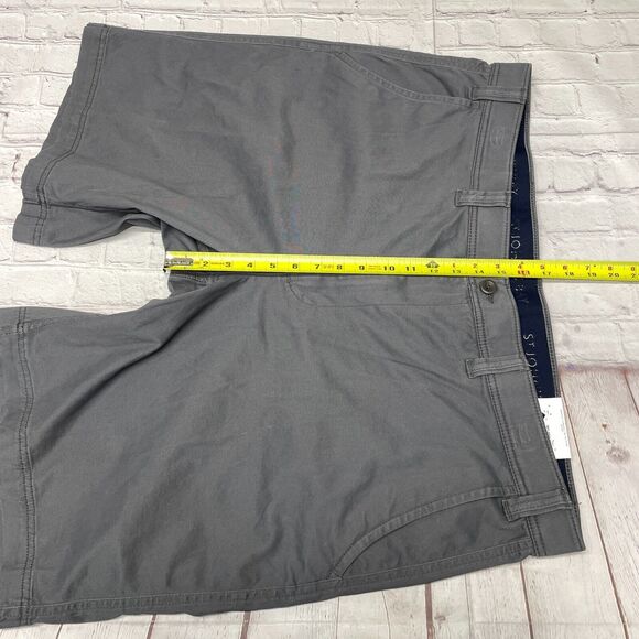 NWT St. John's Bay Men Flat Front Chino Shorts Size 48 Tall Gray B371 -23 - Picture 5 of 16